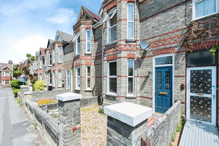 2 Bedroom Terraced House For Sale In Charles Road, Poole, BH15