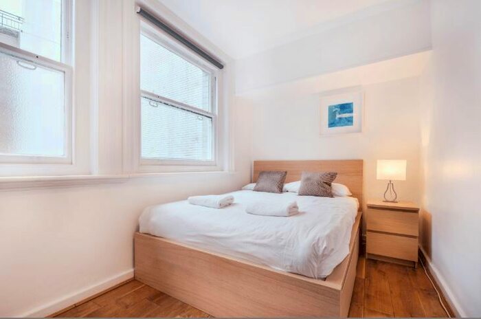 1 Bedroom Flat To Rent In Oxford Street, W1D