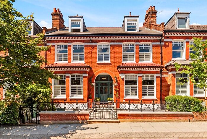 7 Bedroom Terraced House For Sale In Veronica Road, SW17