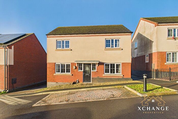 3 Bedroom Detached House For Sale In Blue Brick Lane, Nuneaton, CV10