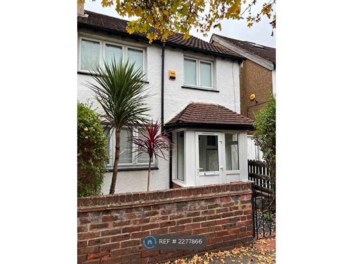 3 Bedroom End Of Terrace House To Rent In Green Wrythe Lane, London, SM5