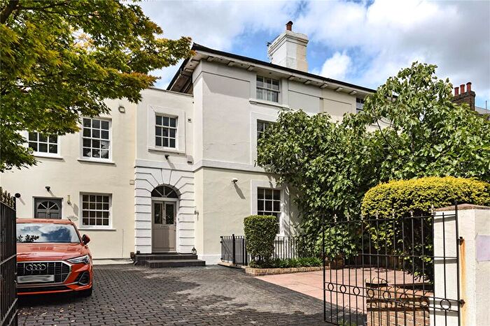 5 Bedroom Terraced House For Sale In Shooters Hill Road, London, SE3