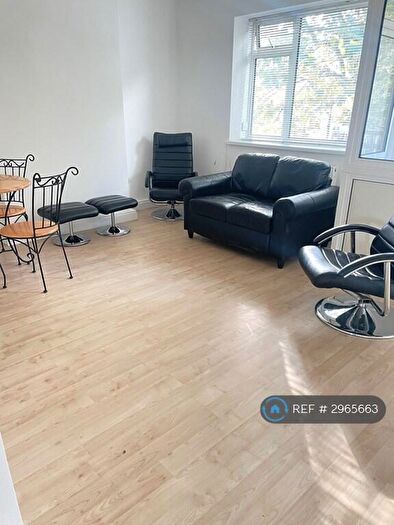 1 Bedroom Flat To Rent In Stanley House, London, E14