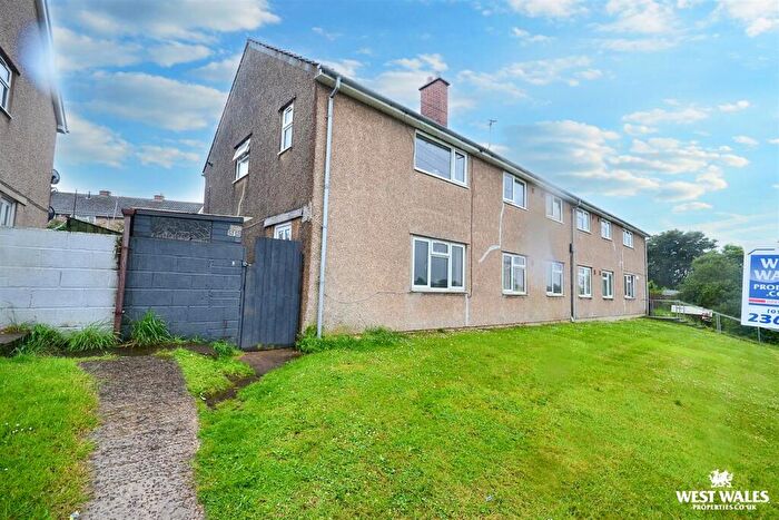 3 Bedroom Apartment For Sale In Gelliswick Road, Hakin, Milford Haven, SA73