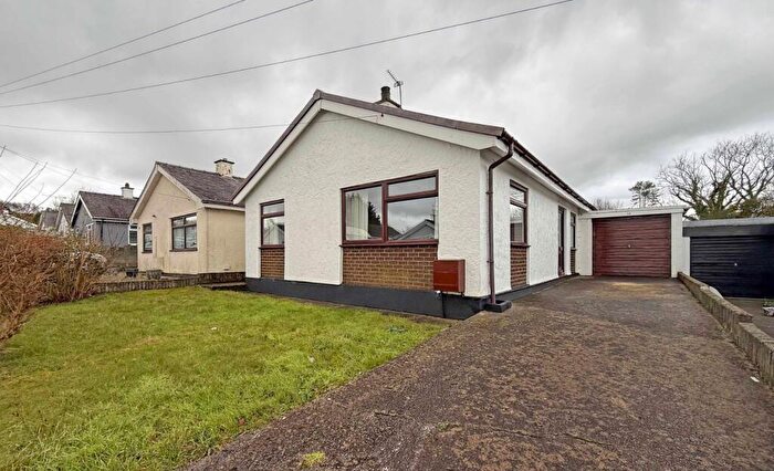 3 Bedroom Bungalow For Sale In Groeslon, Caernarfon, Gwynedd, LL54