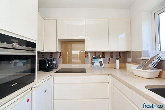 1 Bedroom Retirement Property To Rent In Seldown Road, Poole, BH15