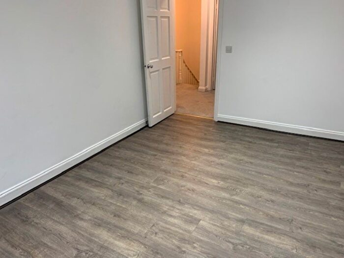 1 Bedroom Flat To Rent In Fernham Road, Thornton Heath, CR7