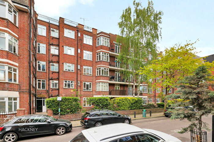 2 Bedroom Flat For Sale In Tudor Grove, London, E9