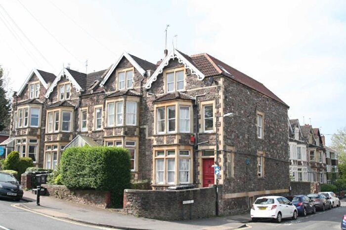 2 Bedroom Flat To Rent In Hampton Road - Redland, BS6