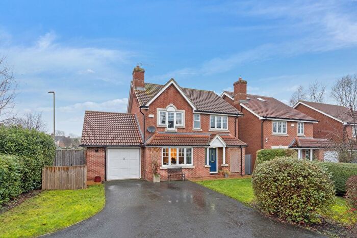 4 Bedroom Detached House To Rent In Mably Grove, Wantage, OX12