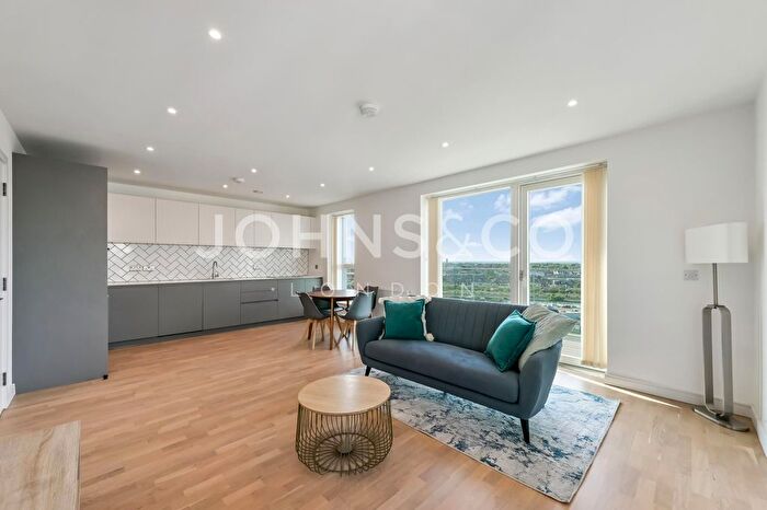 2 Bedroom Flat To Rent In The Green Quarter, Southall, London, UB1