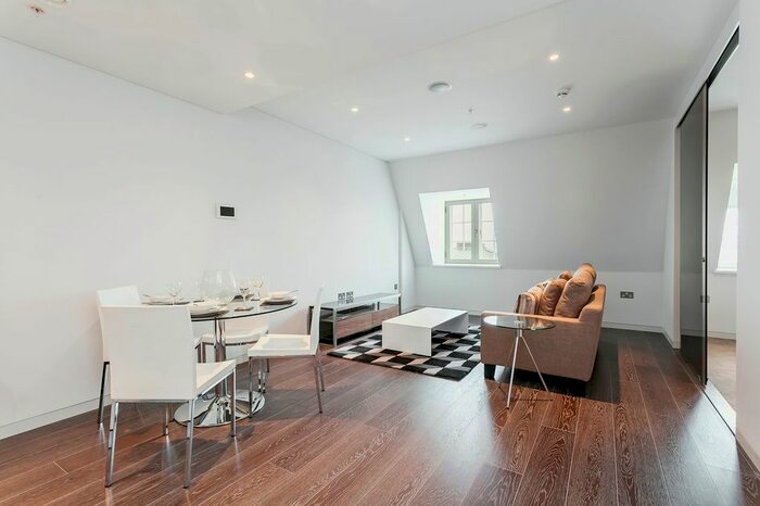 1 Bedroom Flat To Rent In Marconi House, Strand, London, WC2R
