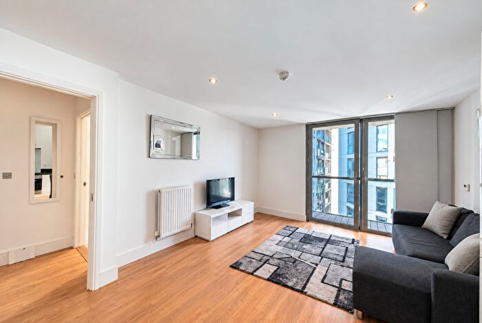 1 Bedroom Apartment For Sale In Lanterns Way, Denison House, E14