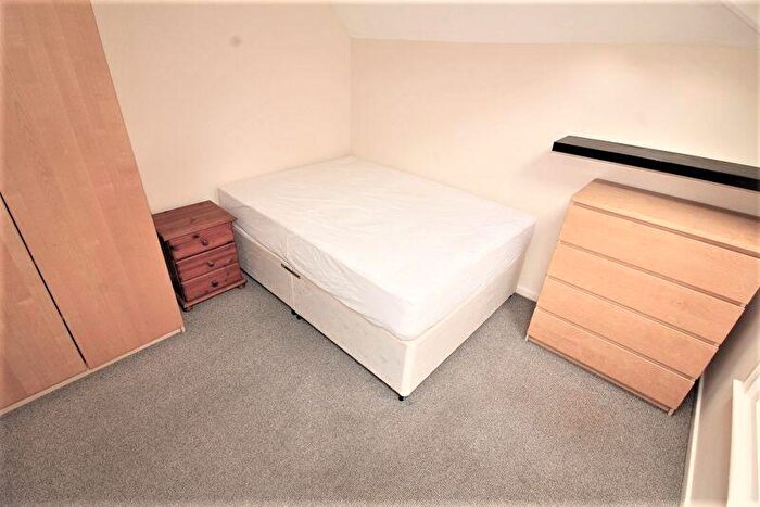 2 Bedroom Flat To Rent In Two Bed Flat, Jesmond Road, Jesmond, NE2