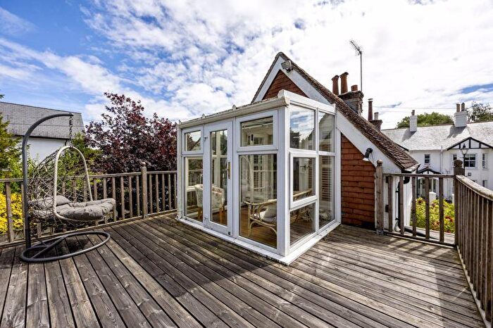 2 Bedroom Detached House For Sale In The Street, Bramber, BN44