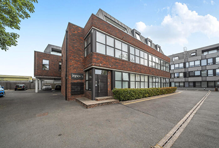 2 Bedroom Apartment For Sale In Elmcroft Road, Orpington, BR6