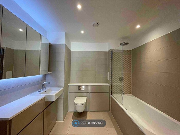 2 Bedroom Flat To Rent In London, London, EC1V