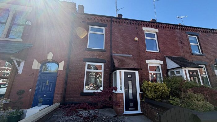 2 Bedroom Terraced House To Rent In Chadwick Street, Ashton-Under-Lyne, OL6