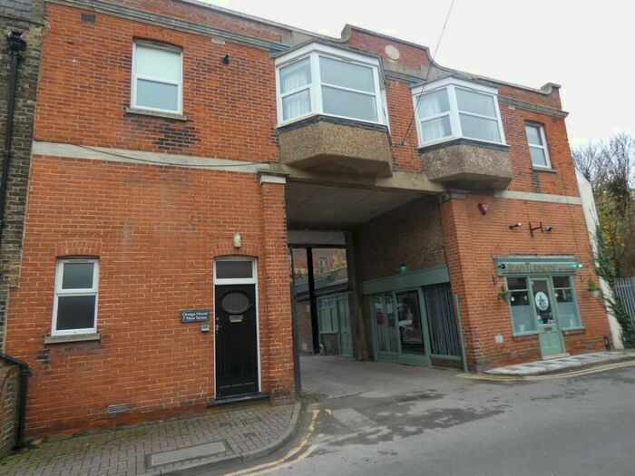 1 Bedroom Flat To Rent In New Street, Omega House, CT9