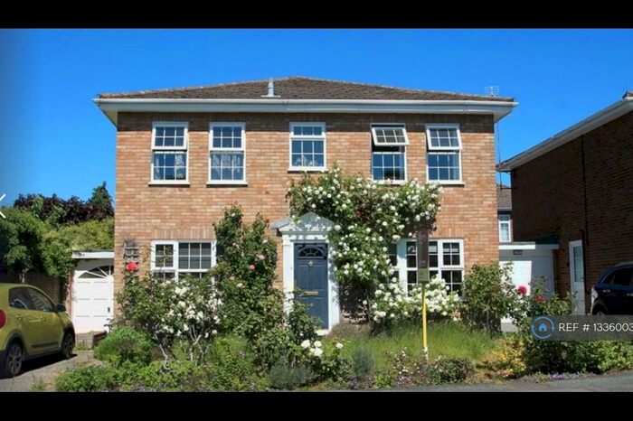 4 Bedroom Detached House To Rent In Arethusa Way, Bisley, Woking, GU24