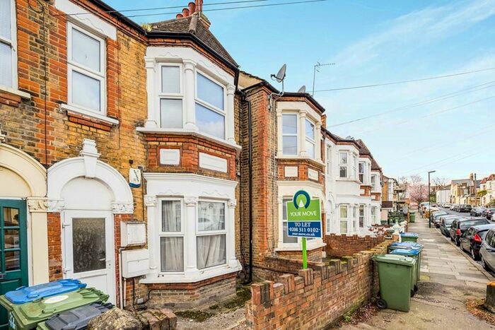 2 Bedroom Flat To Rent In Gatling Road, London, SE2