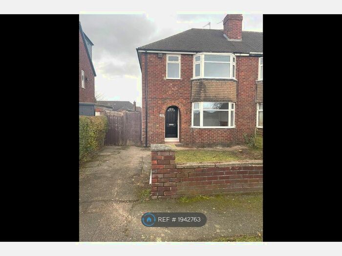 3 Bedroom Semi-Detached House To Rent In Ridgemere Road, Pensby, CH61