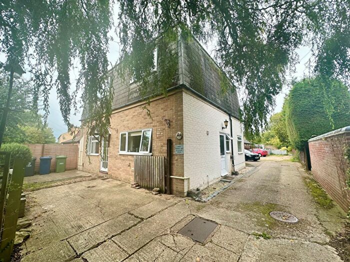 4 Bedroom Flat For Sale In Church End, Rampton, Cambridge, CB24