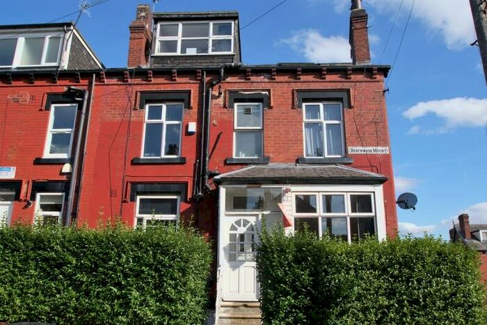 6 Bedroom End Of Terrace House To Rent In Beechwood Mount, Burley, Leeds, LS4