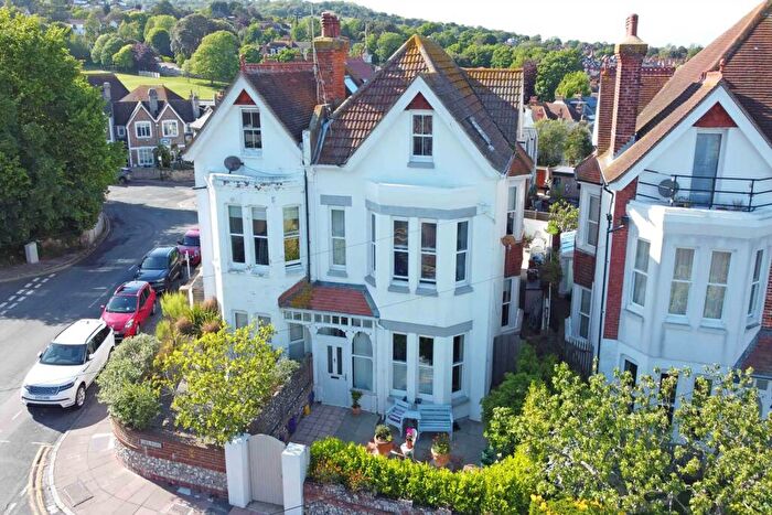 5 Bedroom Semi-Detached House For Sale In Cliff Road, BN20