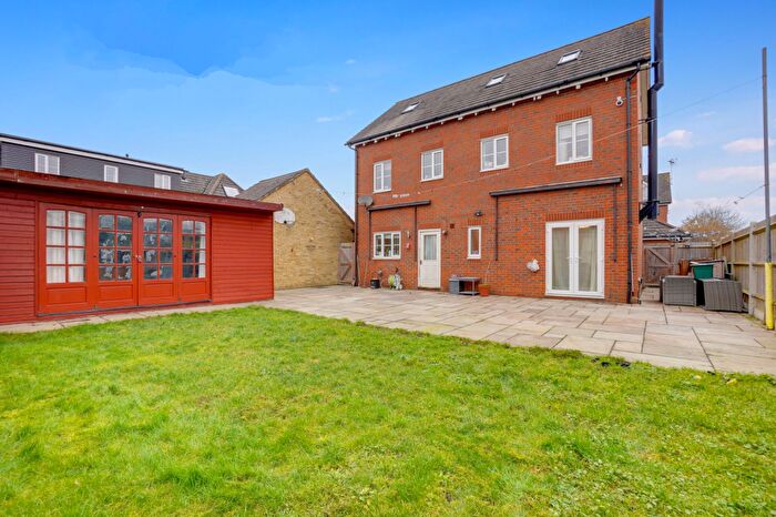 5 Bedroom Detached House For Sale In Oldfield Drive, Wouldham, Rochester, ME1