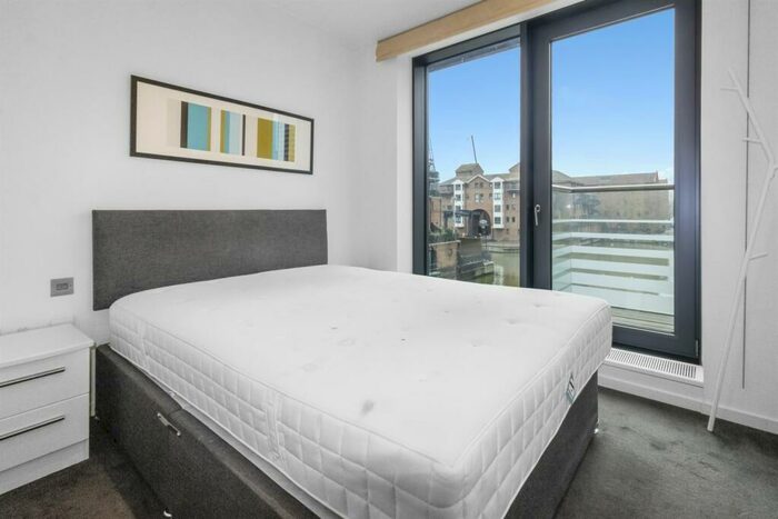 2 Bedroom Apartment To Rent In Oakland Quay, E14