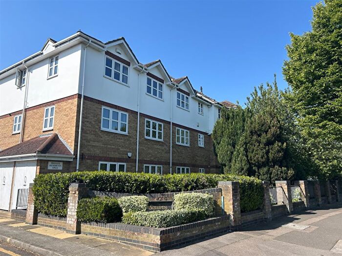 2 Bedroom Flat To Rent In London Road, Romford, RM7