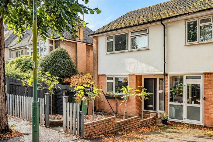 3 Bedroom End Of Terrace House To Rent In Carshalton Park Road, Carshalton, SM5