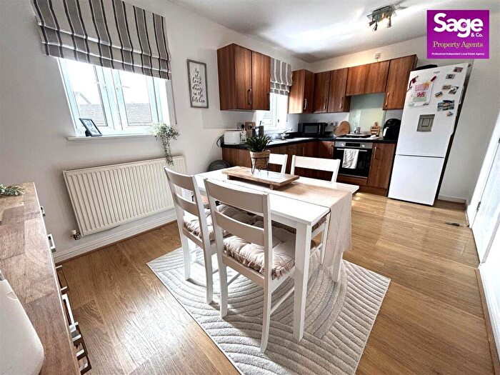 3 Bedroom Terraced House For Sale In Stonebridge Park, Croesyceiliog, Cwmbran, NP44