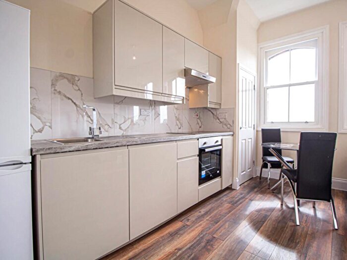 1 Bedroom Apartment To Rent In Apt, Fairbairn Residence #, LS2