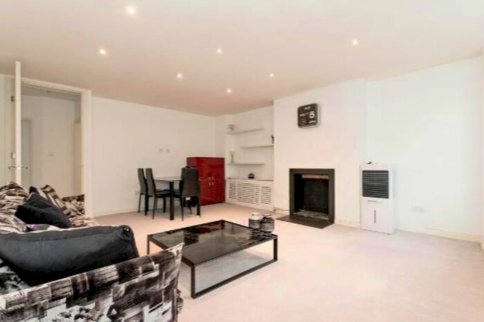 2 Bedroom Flat To Rent In Sherwood Court, Marylebone, London, W1H