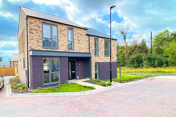 3 Bedroom Semi-Detached House To Rent In Redmires Grove, Harrogate, HG3