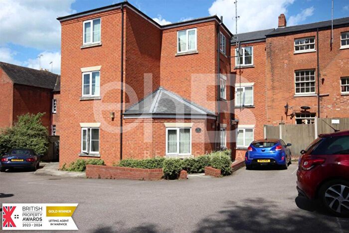 1 Bedroom Apartment To Rent In White Lion House, Warwick, CV34