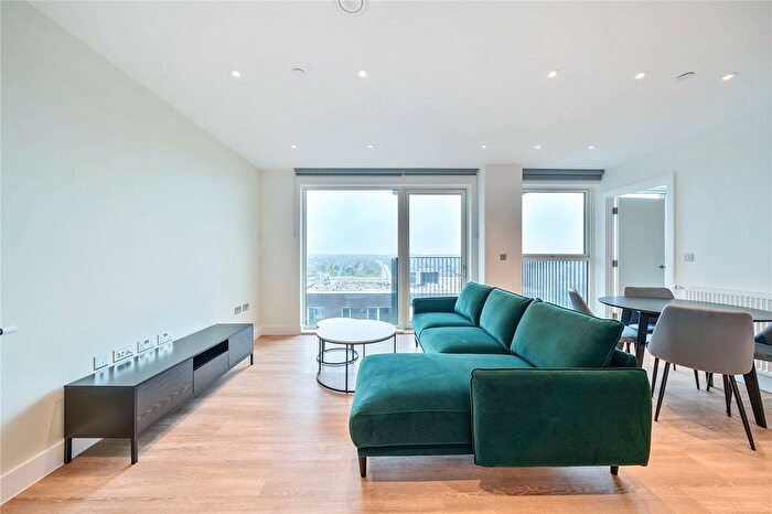 1 Bedroom Flat To Rent In Henley Cross, London, SE3