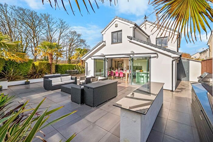 4 Bedroom Detached House For Sale In Oakdale Glen, Harrogate, HG1