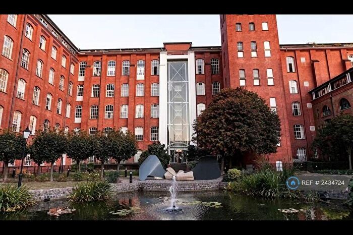 1 Bedroom Flat To Rent In Manhattan Building, London, E3