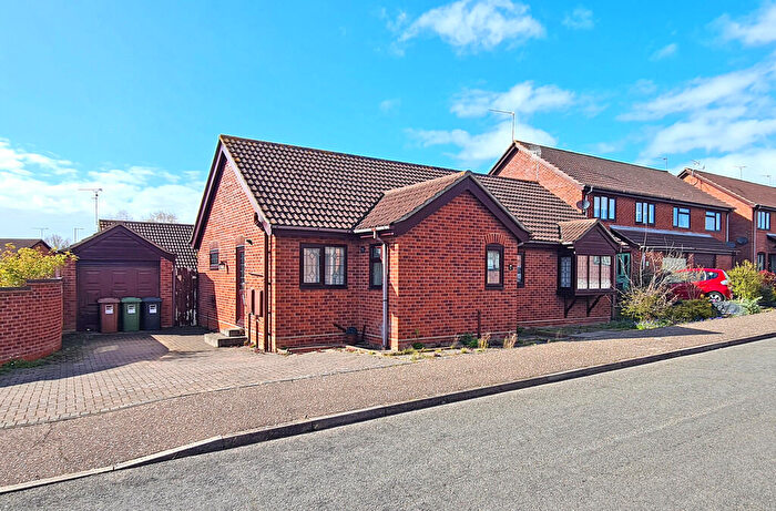 3 Bedroom Detached Bungalow For Sale In Harvey Drive, North Walsham, NR28