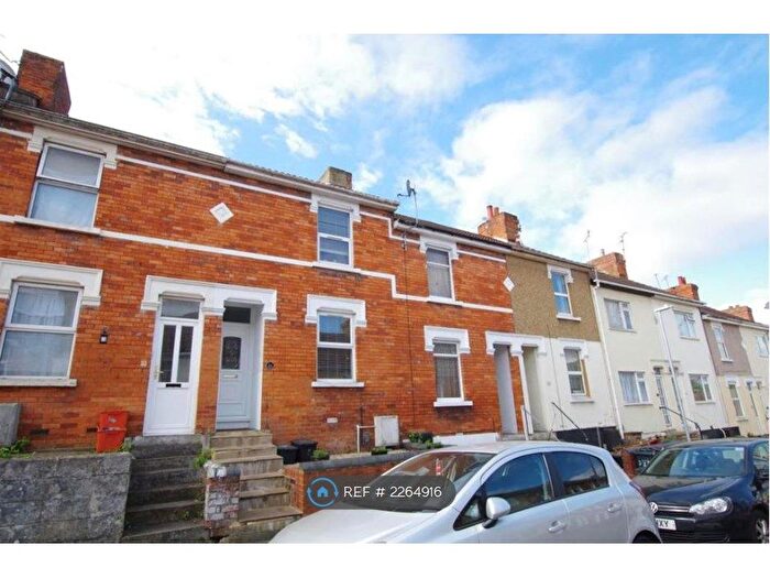 2 Bedroom Terraced House To Rent In Dryden Street, Swindon, SN1