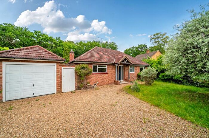 3 Bedroom Bungalow To Rent In Virginia Water, GU25