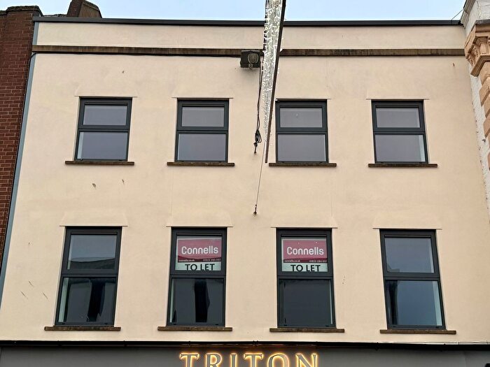 1 Bedroom Flat To Rent In High Street, Taunton, TA1