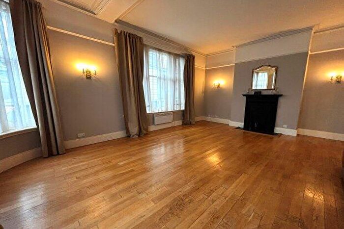 2 Bedroom Flat To Rent In Cannon Street, Birmingham, B2