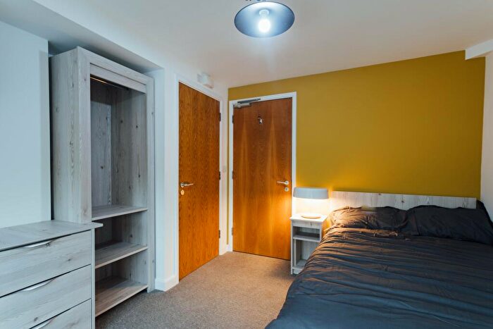 1 Bedroom House To Rent In Devonshire House, LE11