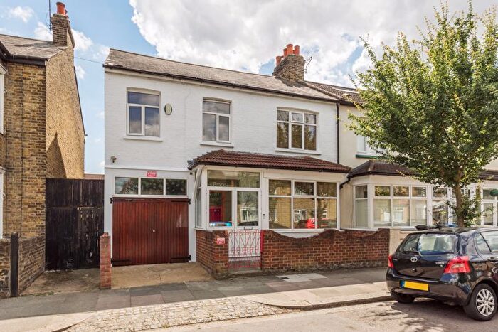 4 Bedroom End Of Terrace House To Rent In King Edwards Road, London, N9