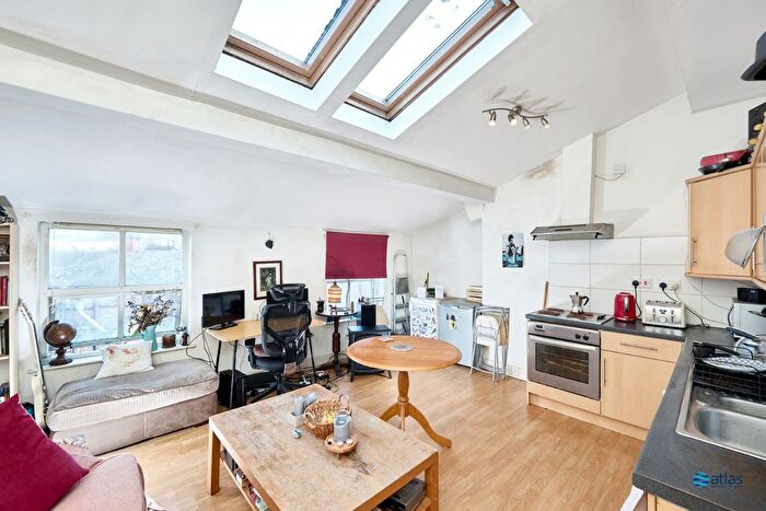 1 Bedroom Flat For Sale In Bold Street, City Centre, L1