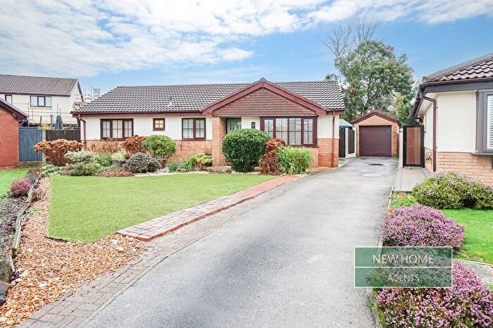 3 Bedroom Detached Bungalow For Sale In Gainford Close, Widnes, WA8